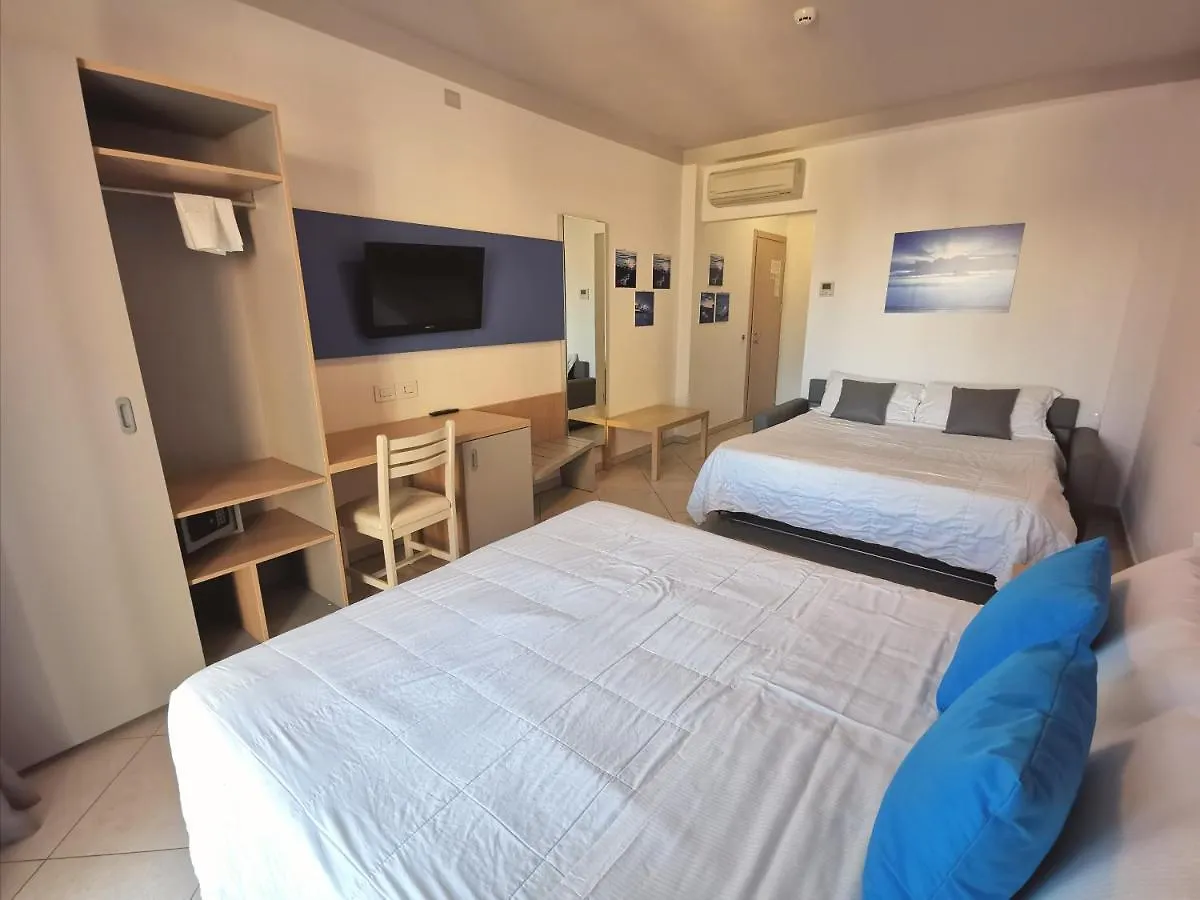 Hotel Oceanomare Punta Marina Italy