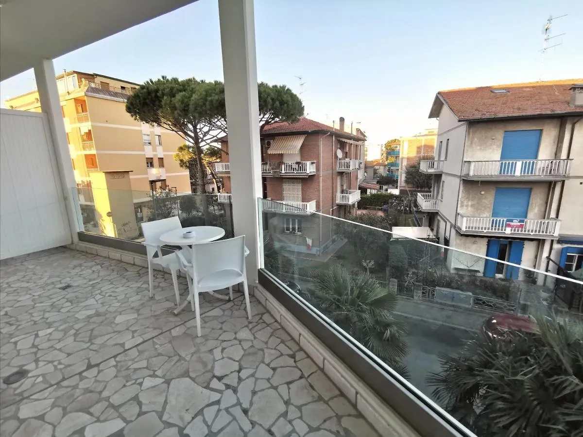 Hotel Oceanomare Punta Marina 3*,  Italy