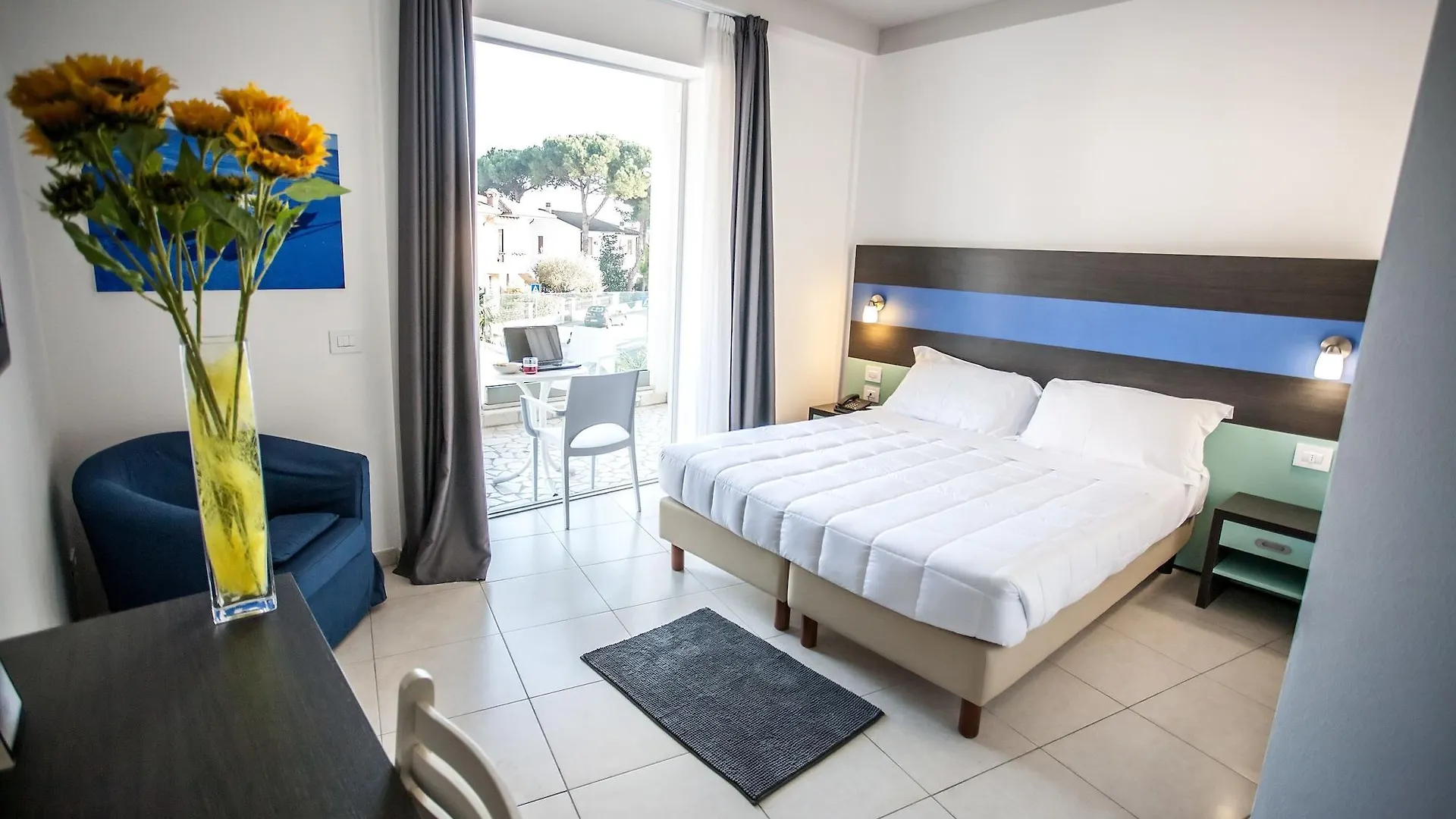 Hotel Oceanomare Punta Marina