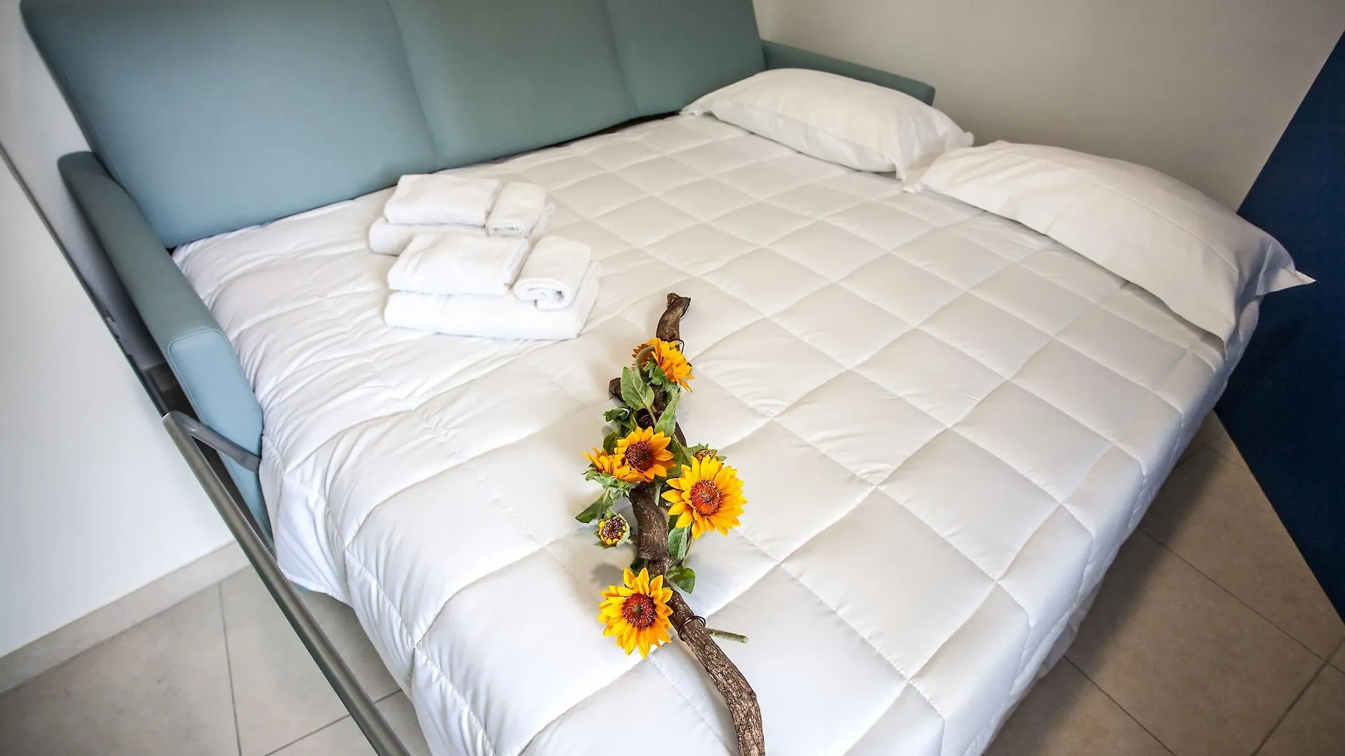 Hotel Oceanomare Punta Marina 3*,  Italy