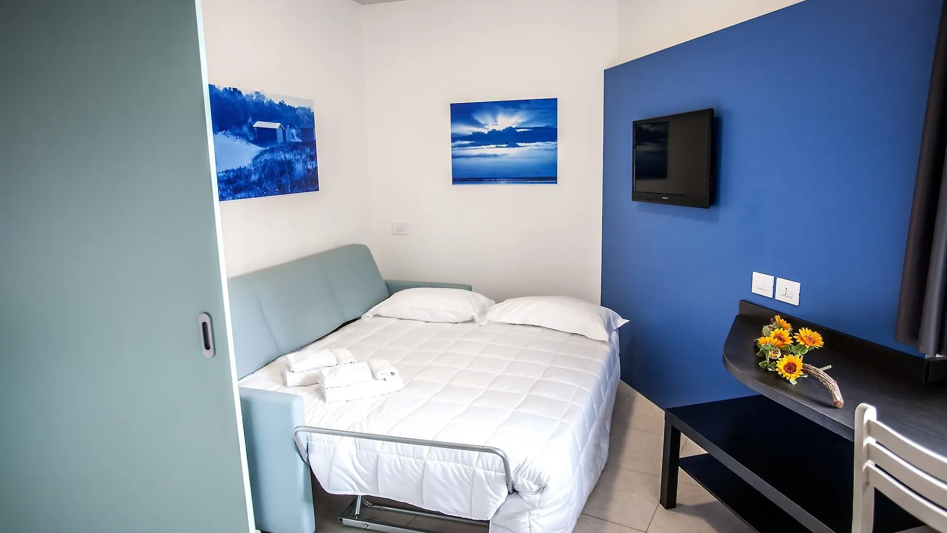 Hotel Oceanomare Punta Marina 3*,
