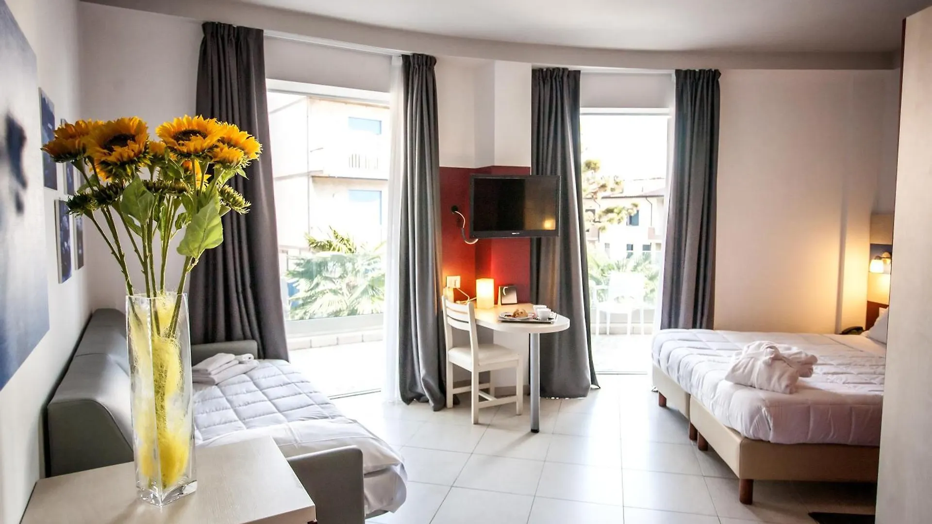 Hotel Oceanomare Punta Marina